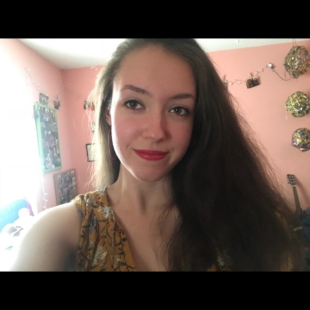 Meet your Posher, Rebekah